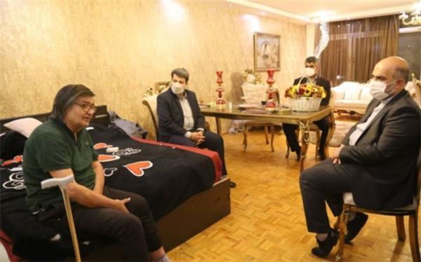 عیادت رئیس سازمان سینمایی و مدیرعامل صندوق اعتباری هنر از رضا رویگری